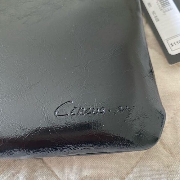 💼NWT Malibu Convertible Wristlet, Circus by Sam Edelman, Versatile, Multi Use - Picture 3 of 12